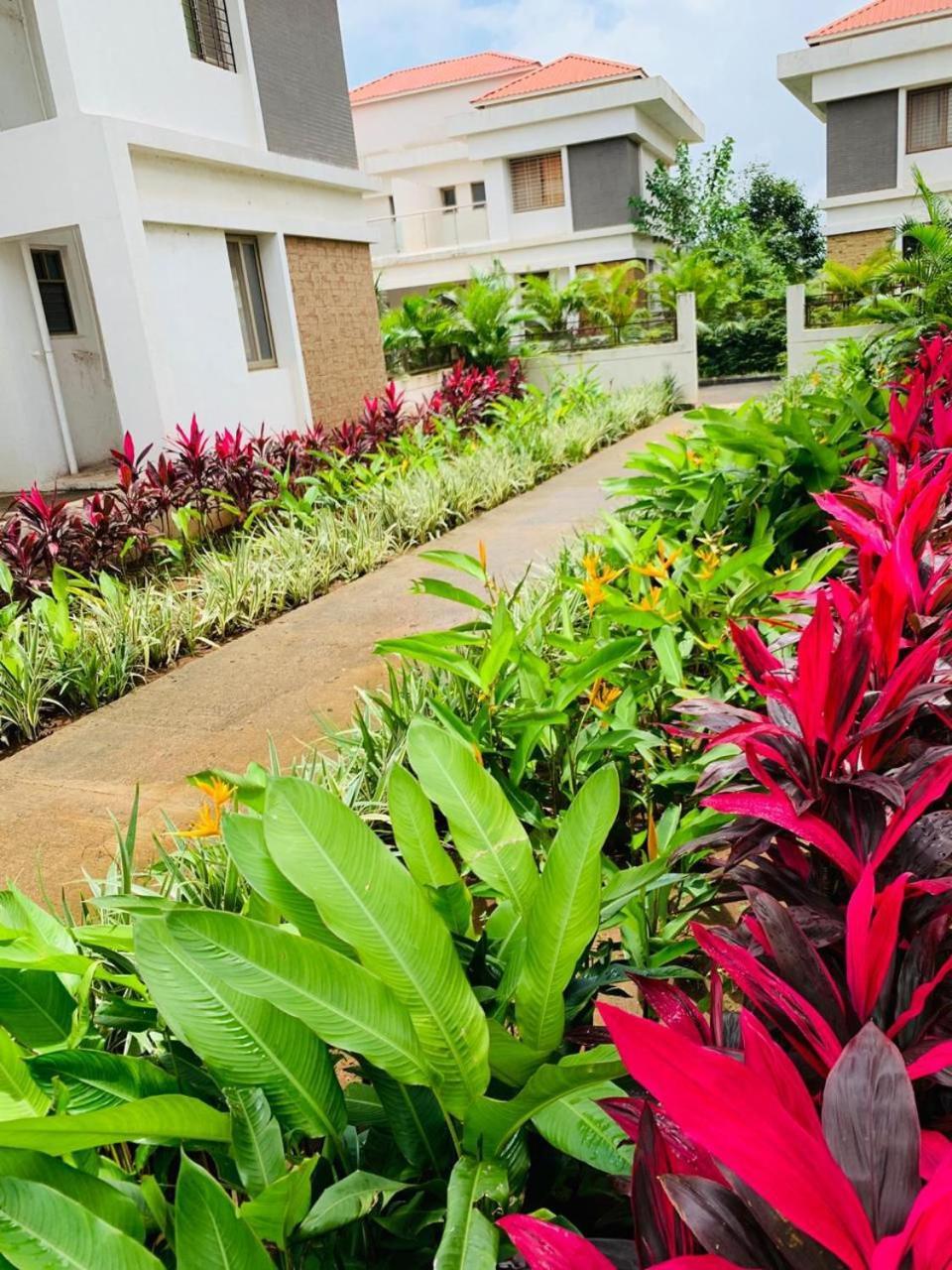 Ferienwohnung Mizzle Exotica Lonavla Exterior foto