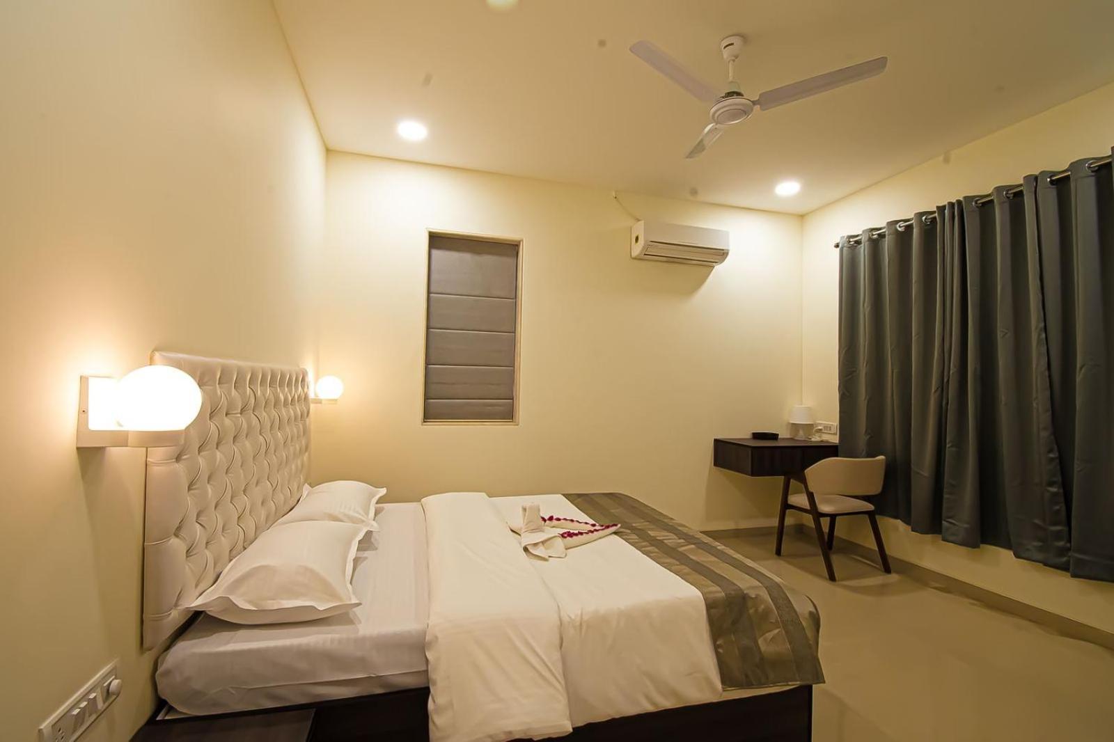 Ferienwohnung Mizzle Exotica Lonavla Exterior foto