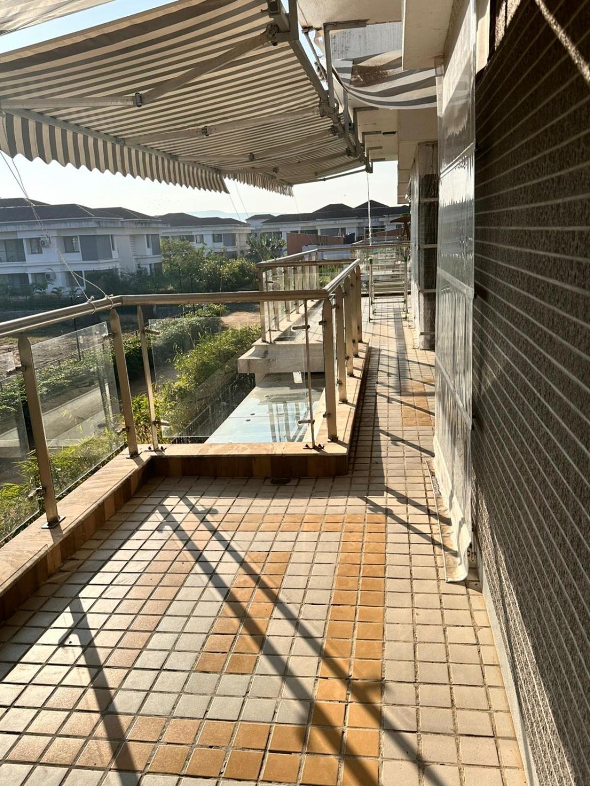 Ferienwohnung Mizzle Exotica Lonavla Exterior foto