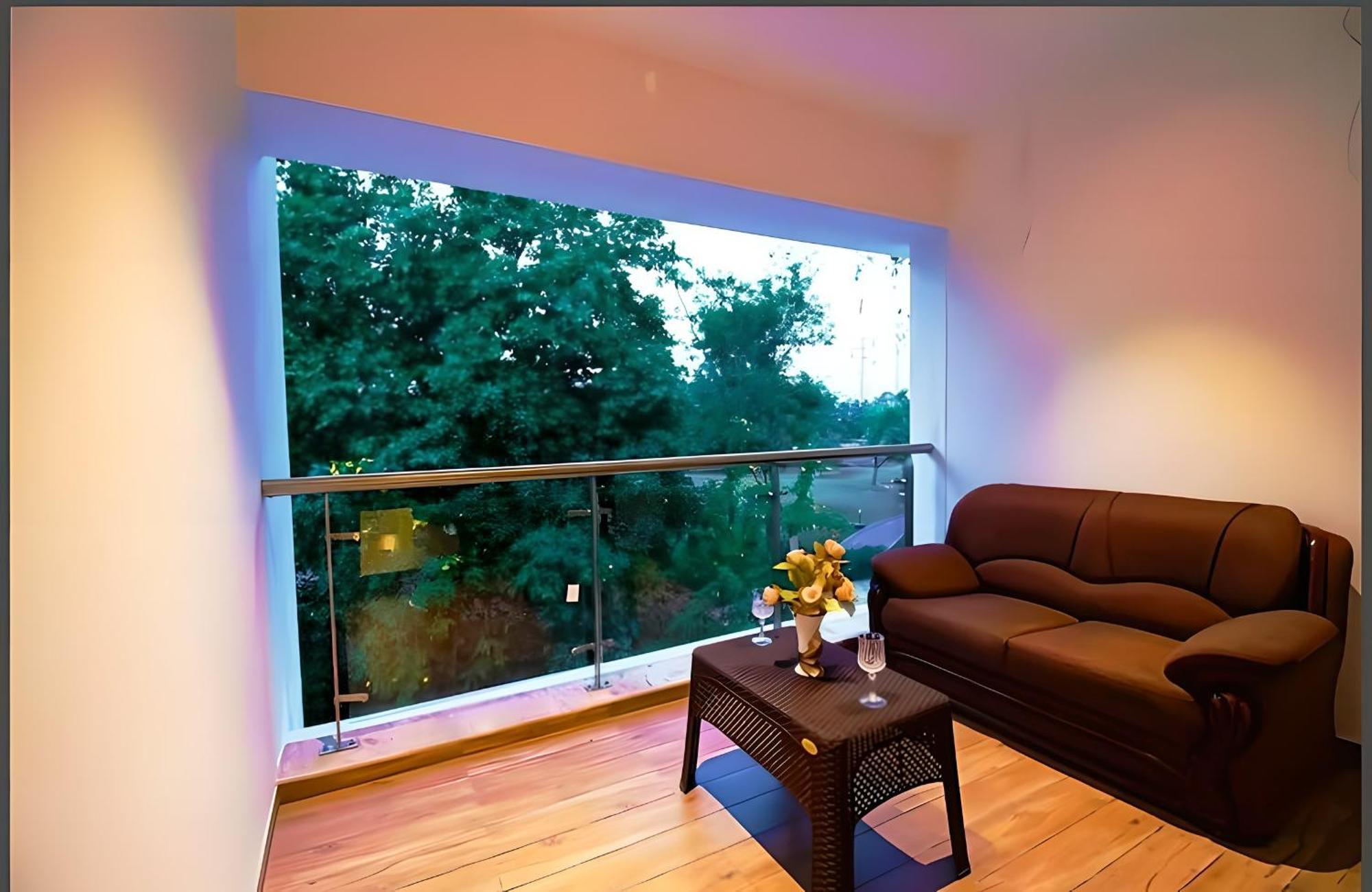 Ferienwohnung Mizzle Exotica Lonavla Exterior foto